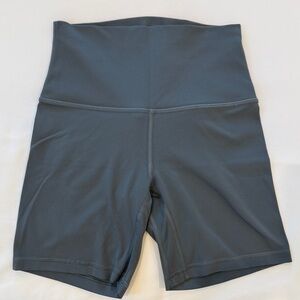 Lululemon Sz 4 High-Waist Athletic Bike Shorts — Slate Gray